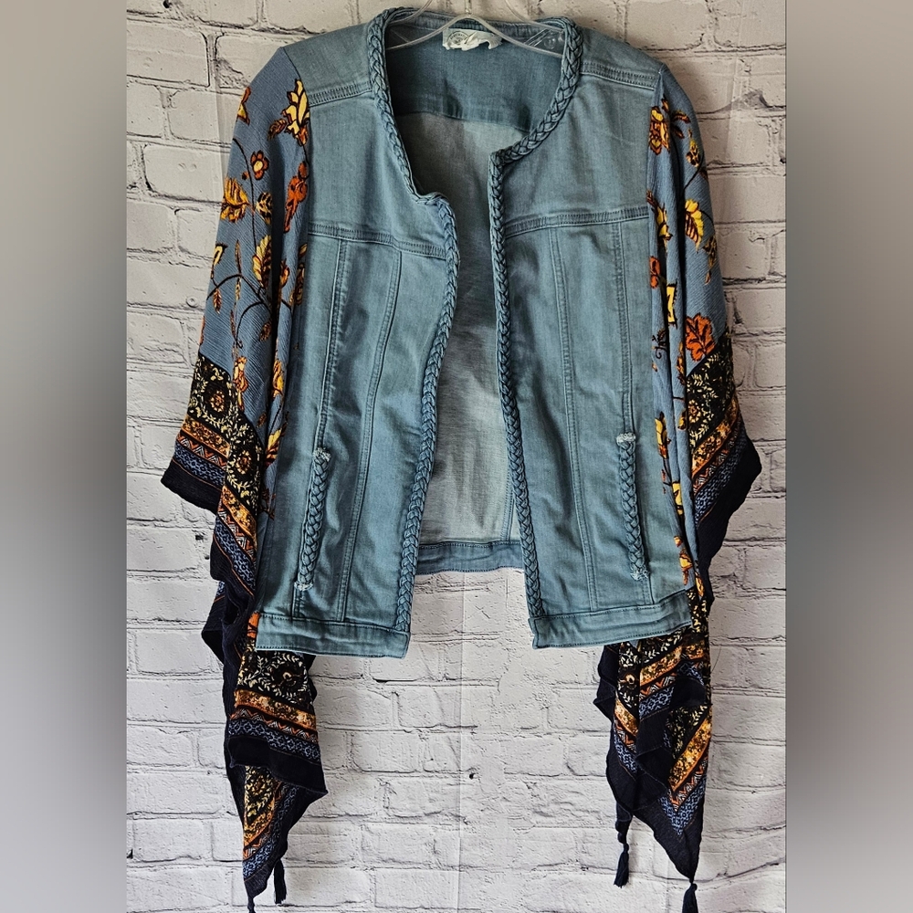 UPCYCLED Open Front Poncho Top OS